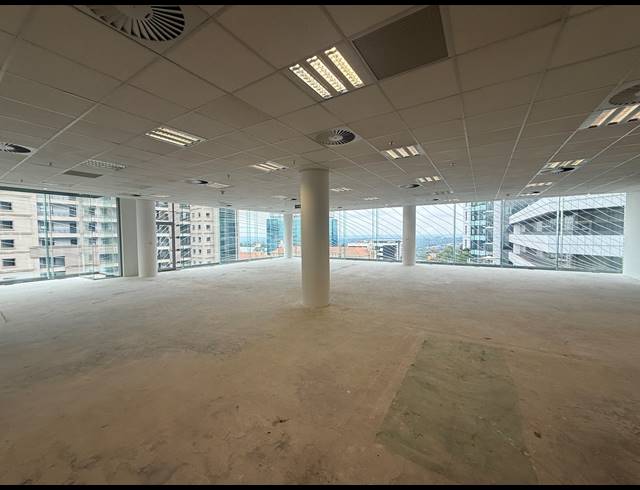 1,976M² OFFICE TO LET IN SANDTON CENTRAL